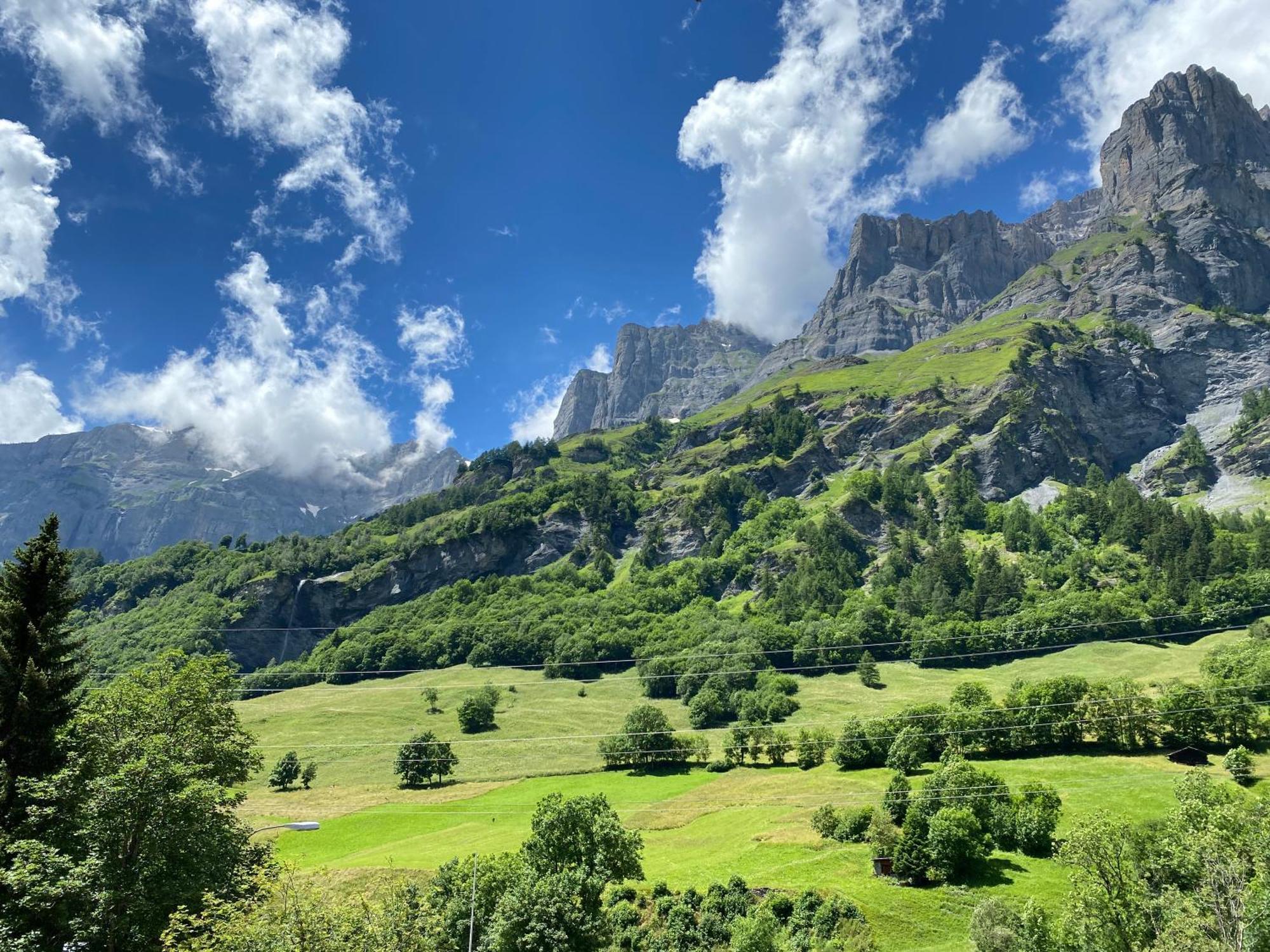 Ferienwohnung Alpen-Zauber Лейкербад Екстер'єр фото